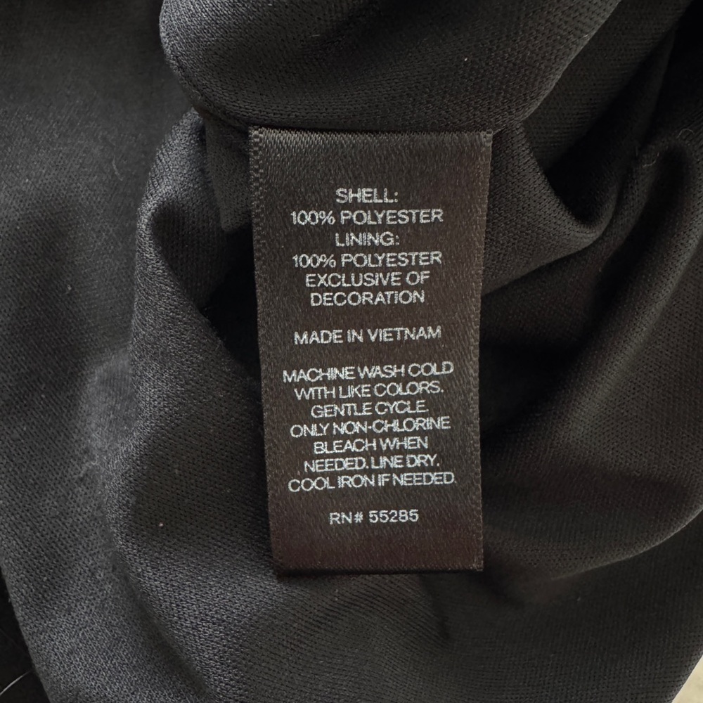 Express black v neck romper, size 2 - Picture 9 of 9